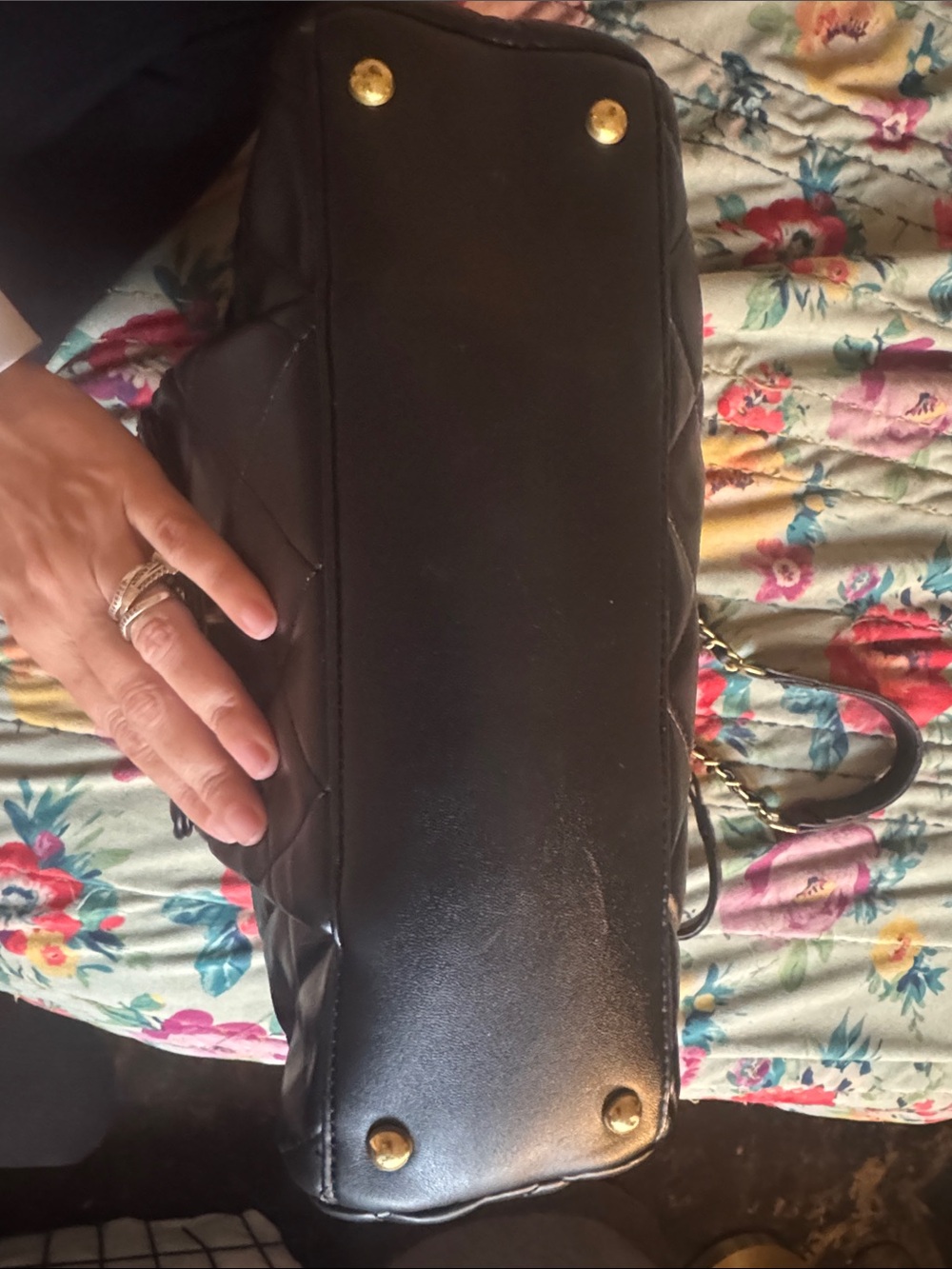 Shoulder Bag in Black